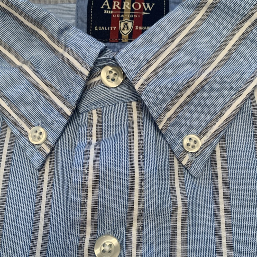 Arrow Button down Shirt - Picture 4 of 8